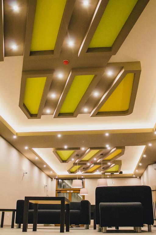 Parton Hotel & Bowling Tiszakécske Kültér fotó